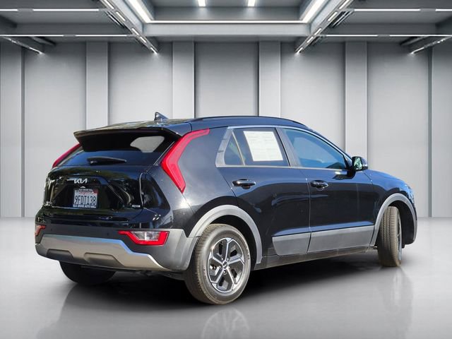 Certified 2023 Kia Niro EX image 4