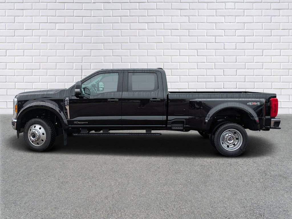 New 2026 Ford F450 XLT image 2