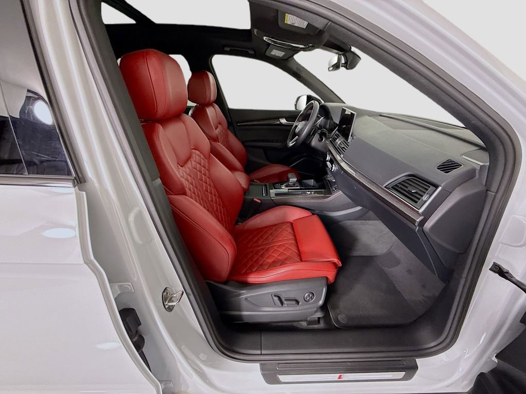 Used 2023 Audi SQ5 Prestige w/ Prestige Package image 21