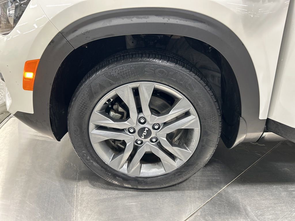 Used 2023 Kia Seltos LX AWD/4WD image 29
