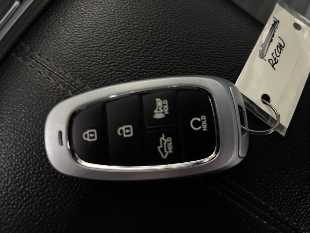 Used 2023 Hyundai Santa Cruz SEL image 31