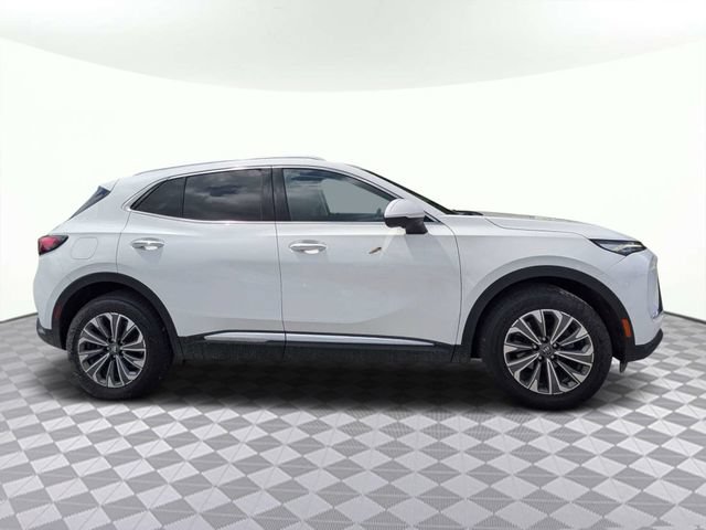 Used 2024 Buick Envision Preferred AWD/4WD image 3