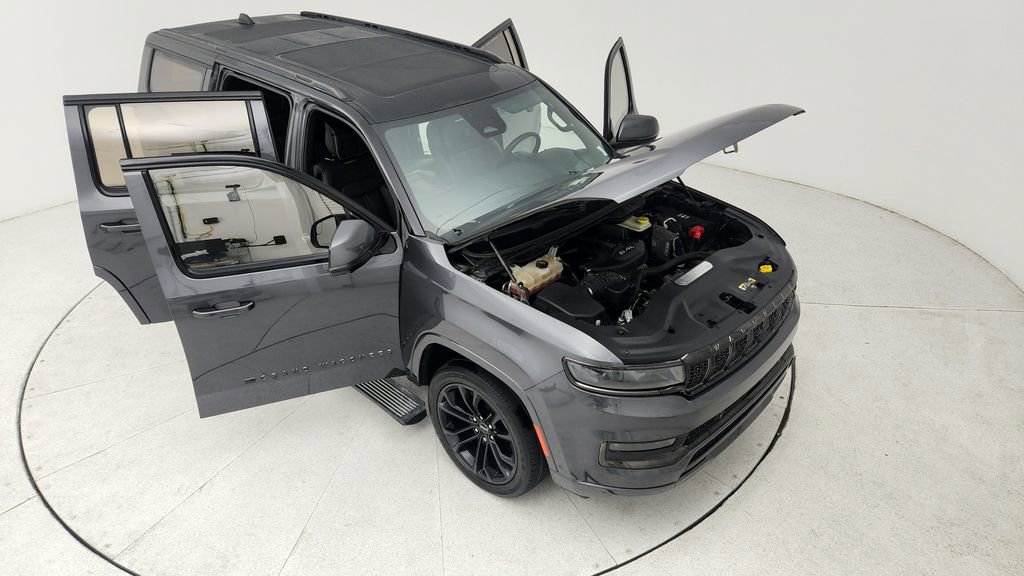 Used 2022 Jeep Grand Wagoneer Series II image 42