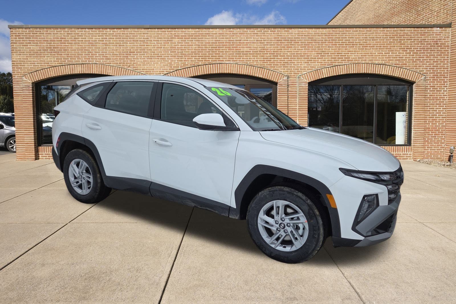 New 2026 Hyundai Tucson SE AWD/4WD image 1