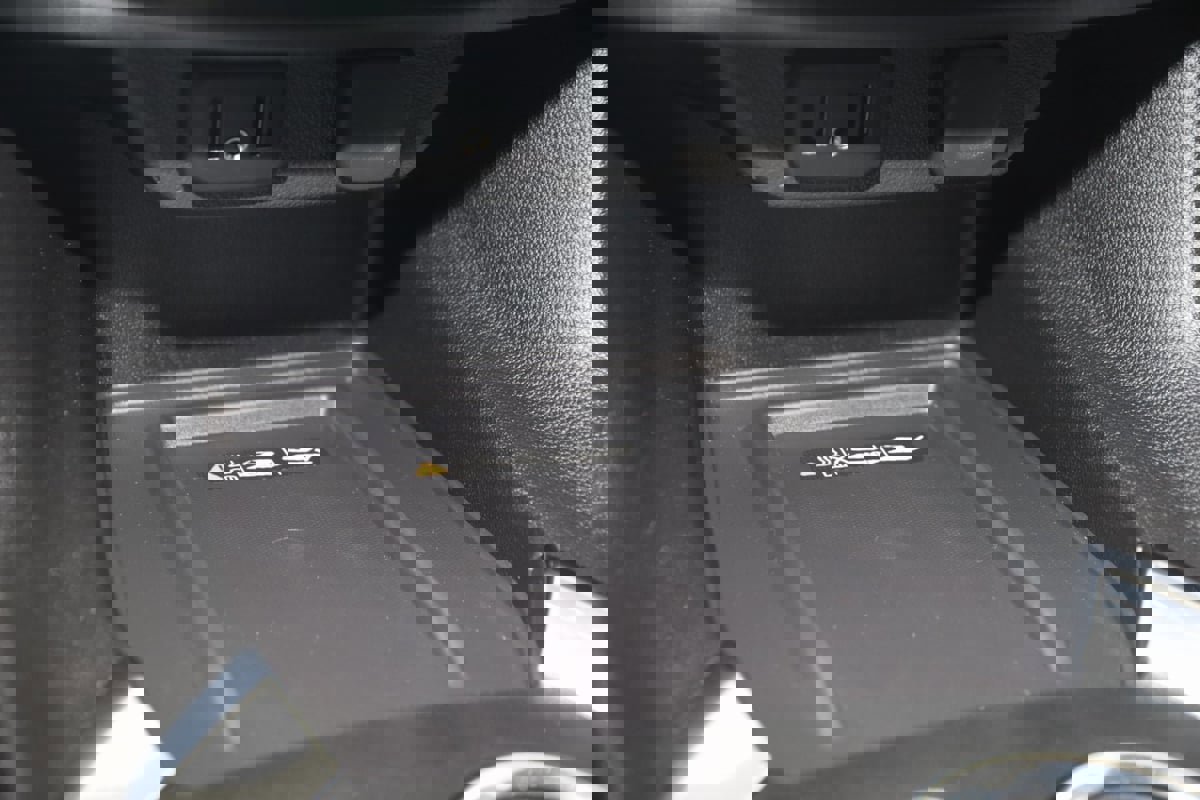 Used 2023 Chevrolet Traverse LT w/ LPO, Cargo Package image 27