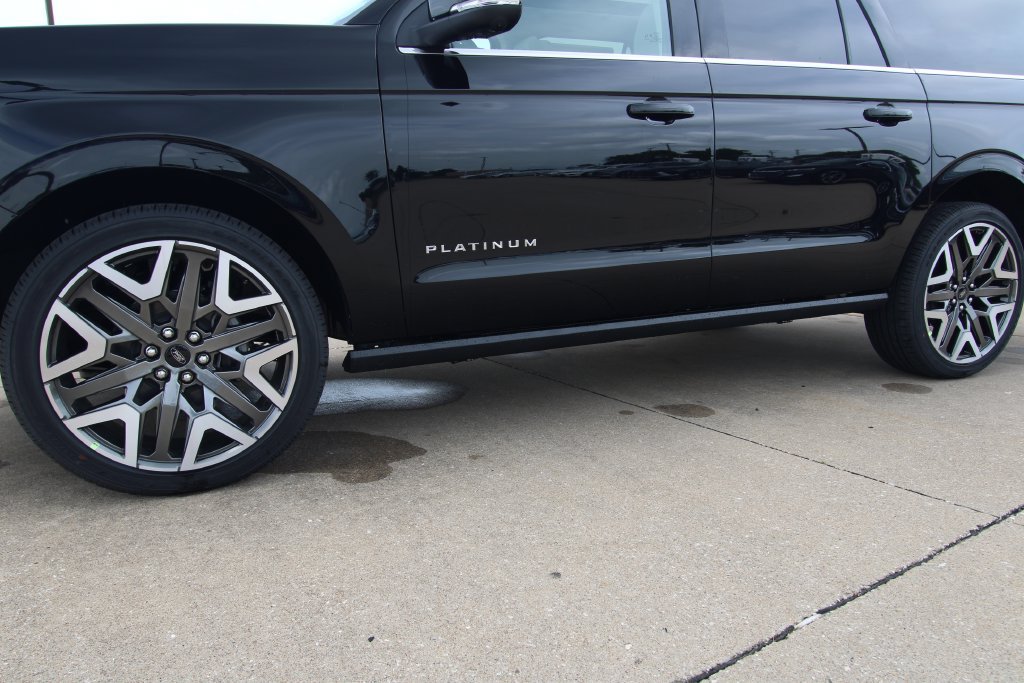 New 2027 Ford Expedition Max Platinum w/ Platinum Ultimate Package AWD/4WD image 11
