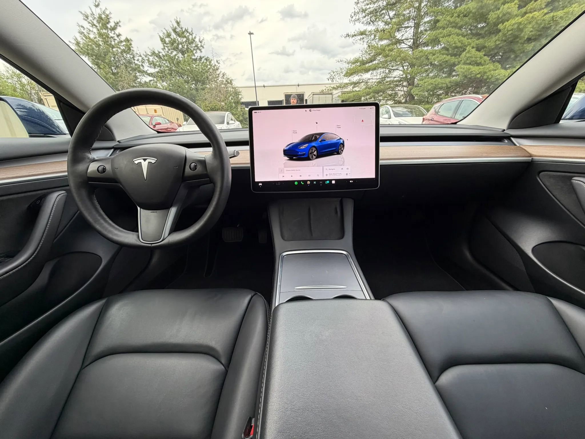 Used 2023 Tesla Model 3 Standard Range image 2