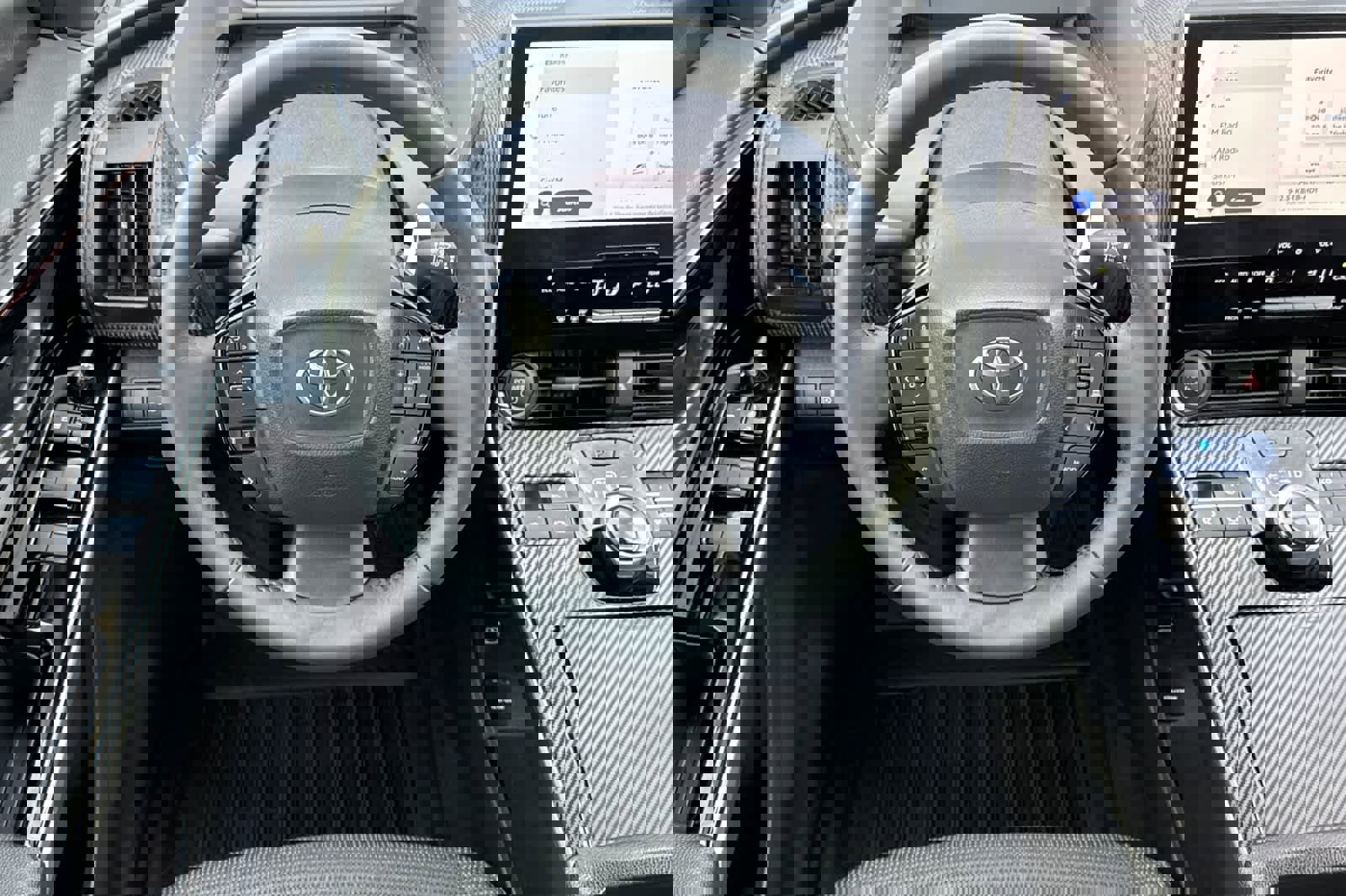 Used 2025 Toyota bZ4X FWD image 15