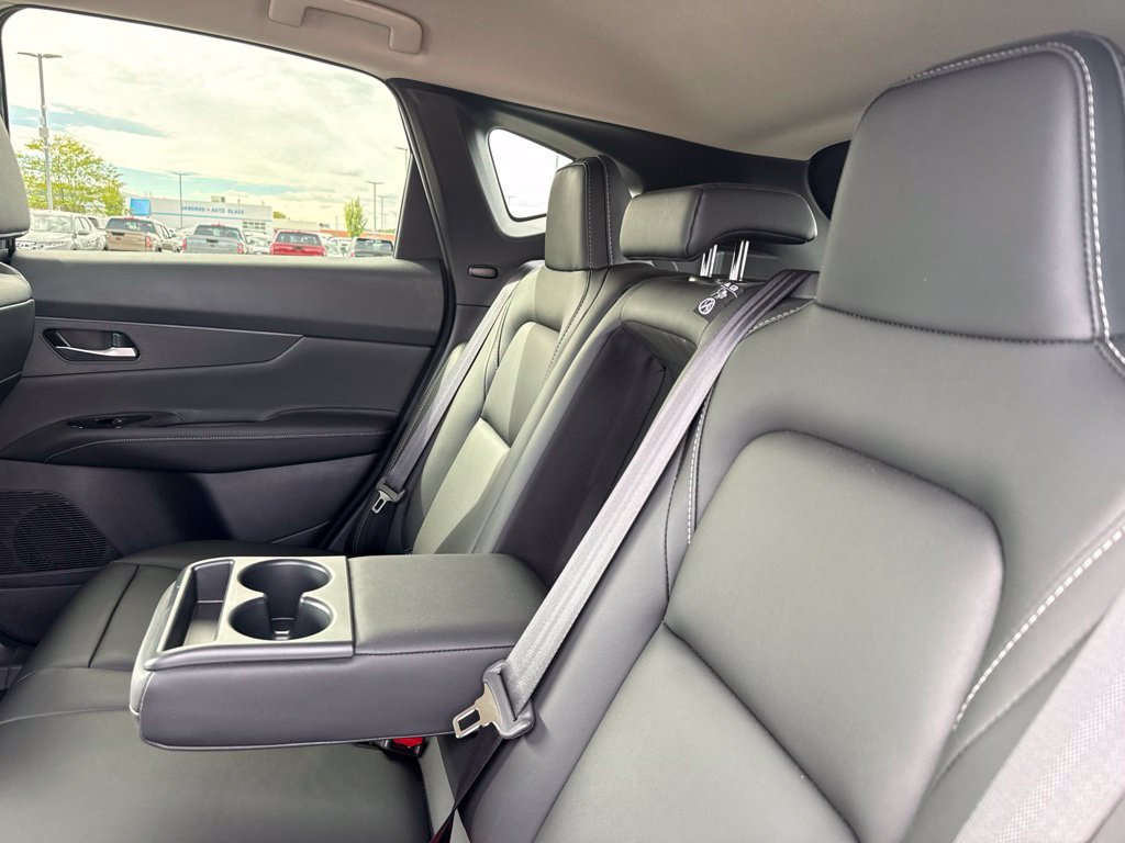 Certified 2025 Nissan Murano SV AWD/4WD image 28