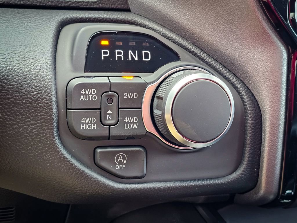New 2026 RAM 1500 4x4 Crew Cab image 20