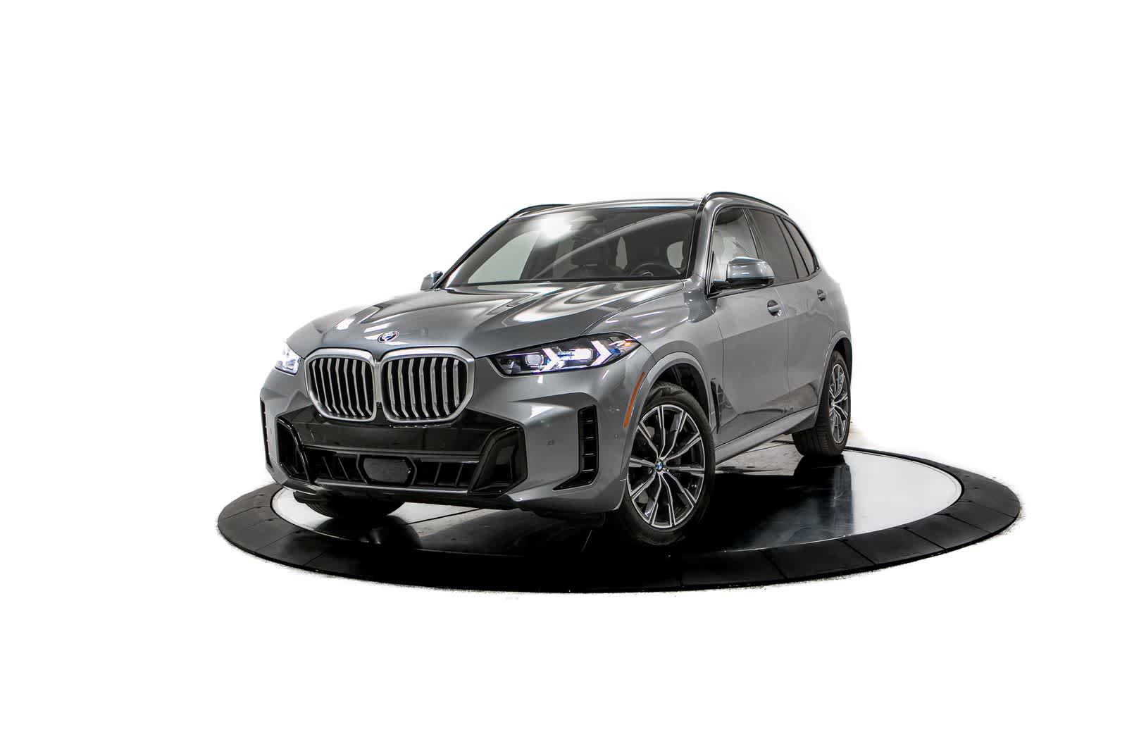 Used 2024 BMW X5 xDrive40i w/ M Sport Package