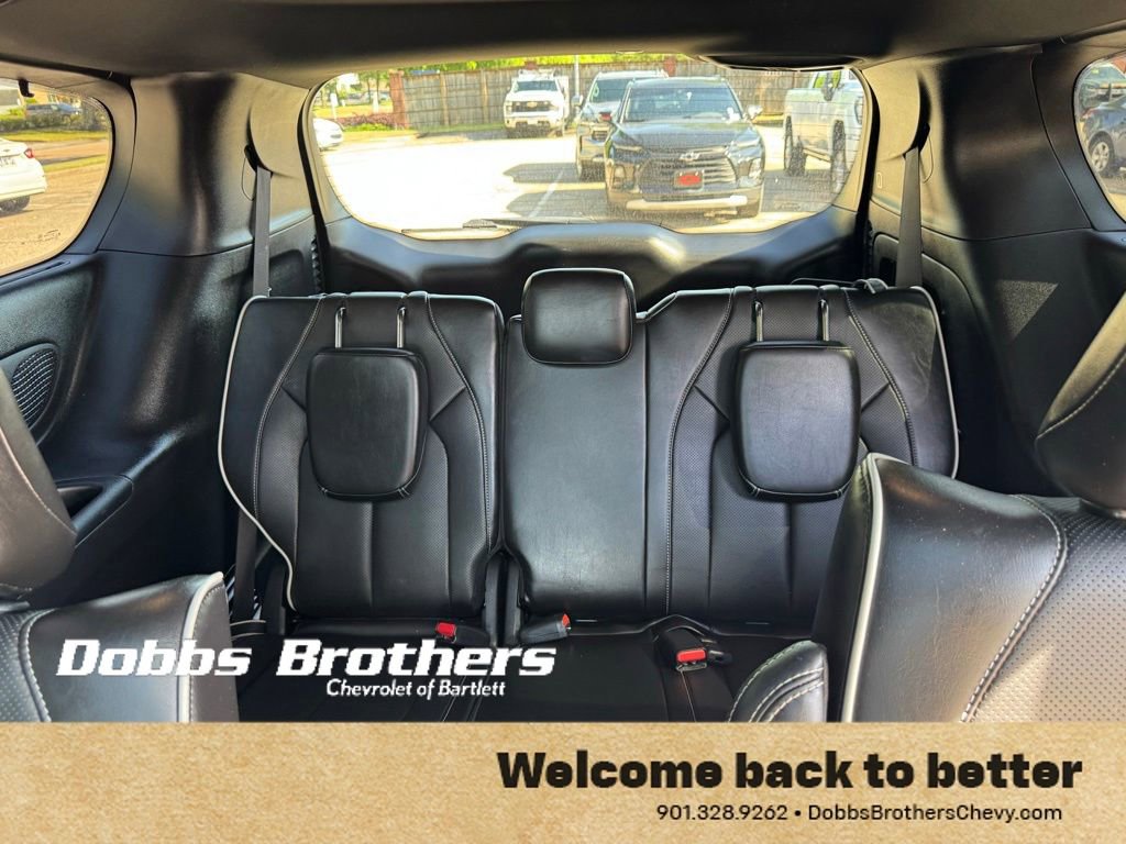 Used 2022 Chrysler Pacifica Limited w/ Uconnect Theater Family Group FWD image 36