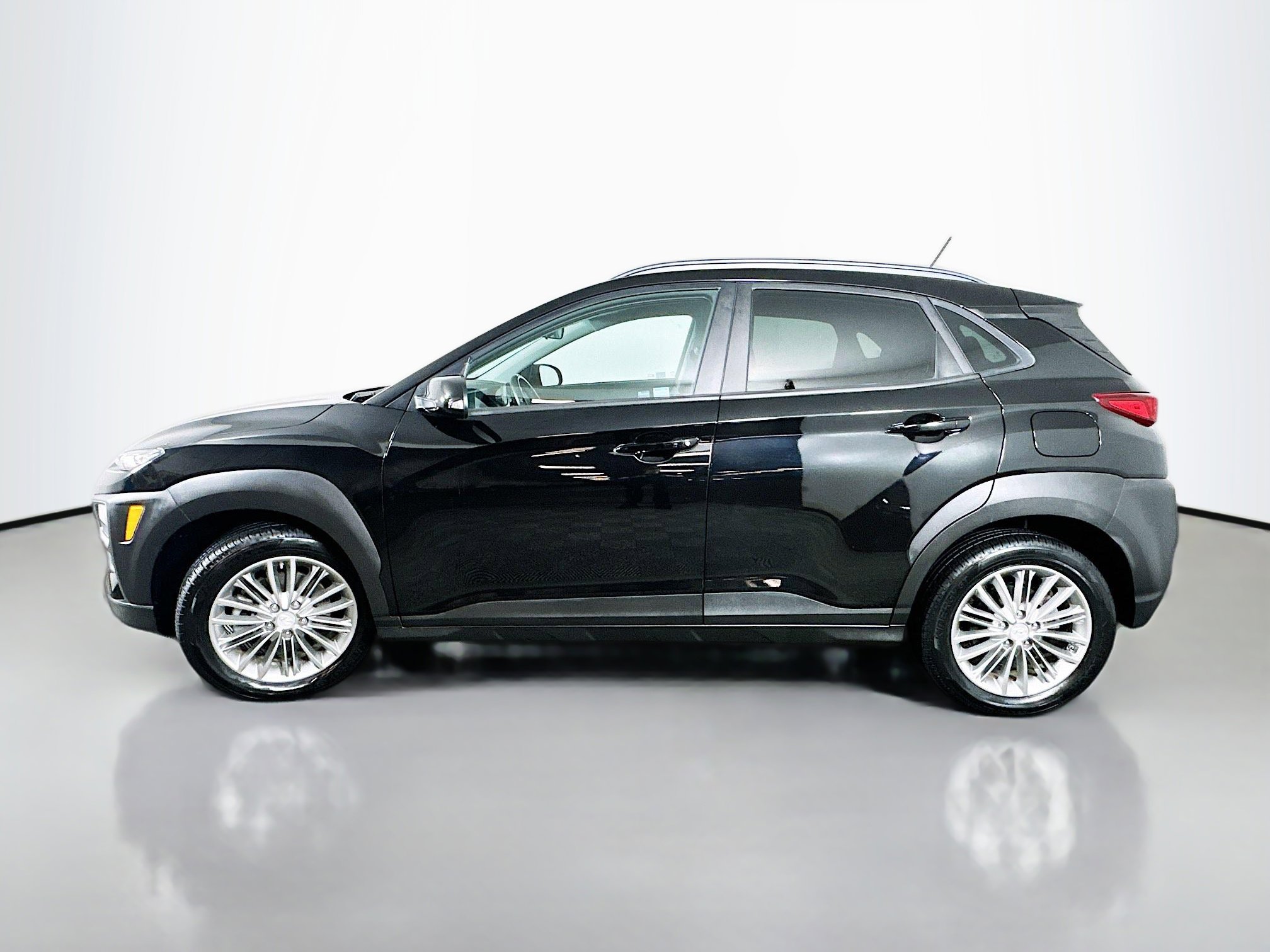 Used 2020 Hyundai Kona SEL AWD/4WD image 4
