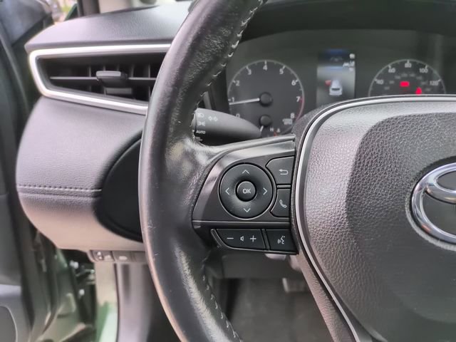 Used 2023 Toyota Corolla Cross LE w/ Moonroof Package AWD/4WD image 17