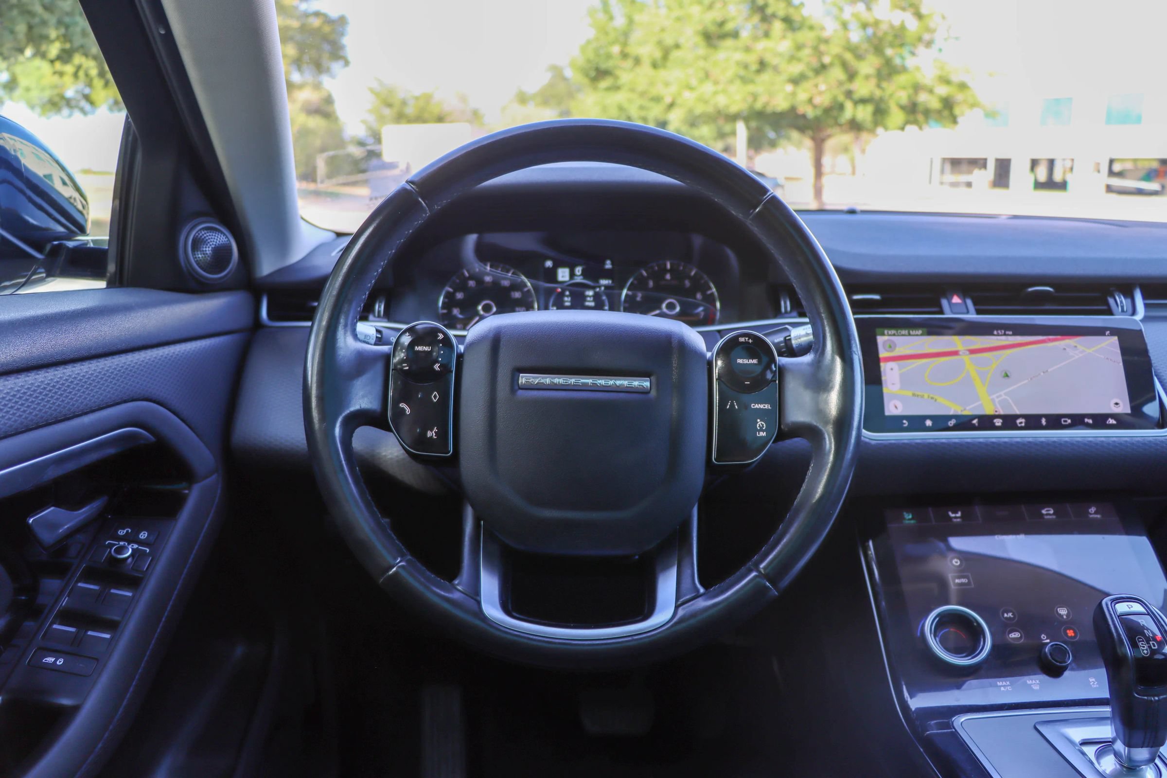 Used 2020 Land Rover Range Rover Evoque S AWD/4WD image 27