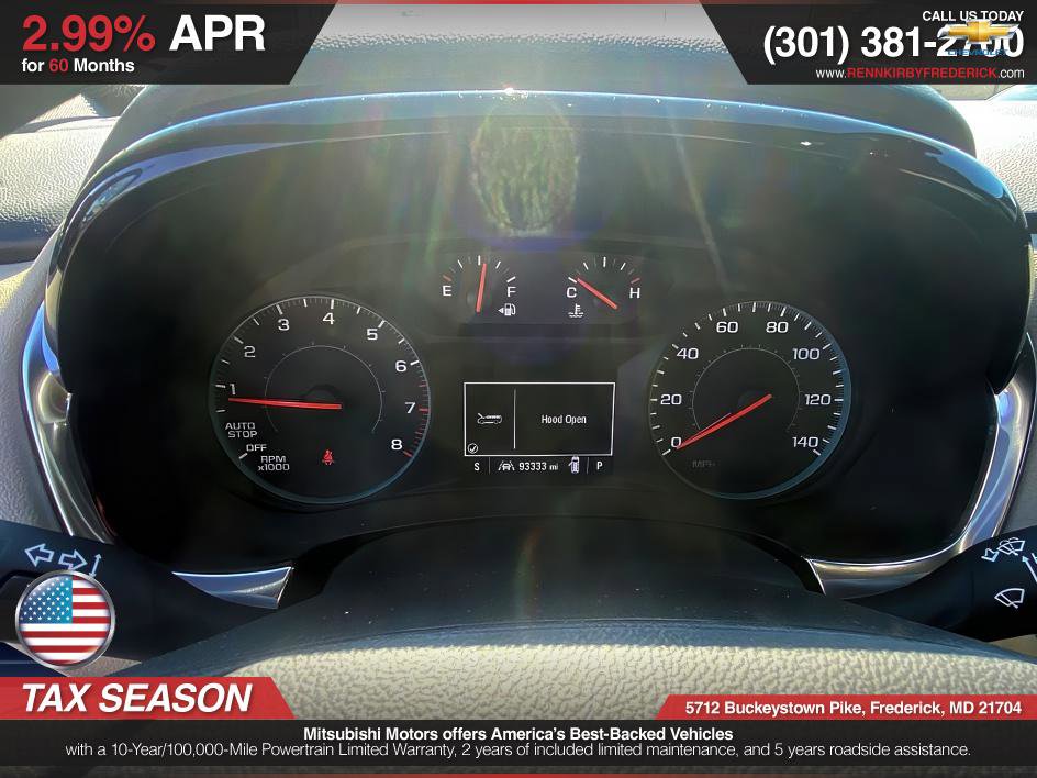 Used 2023 Chevrolet Traverse LS image 13