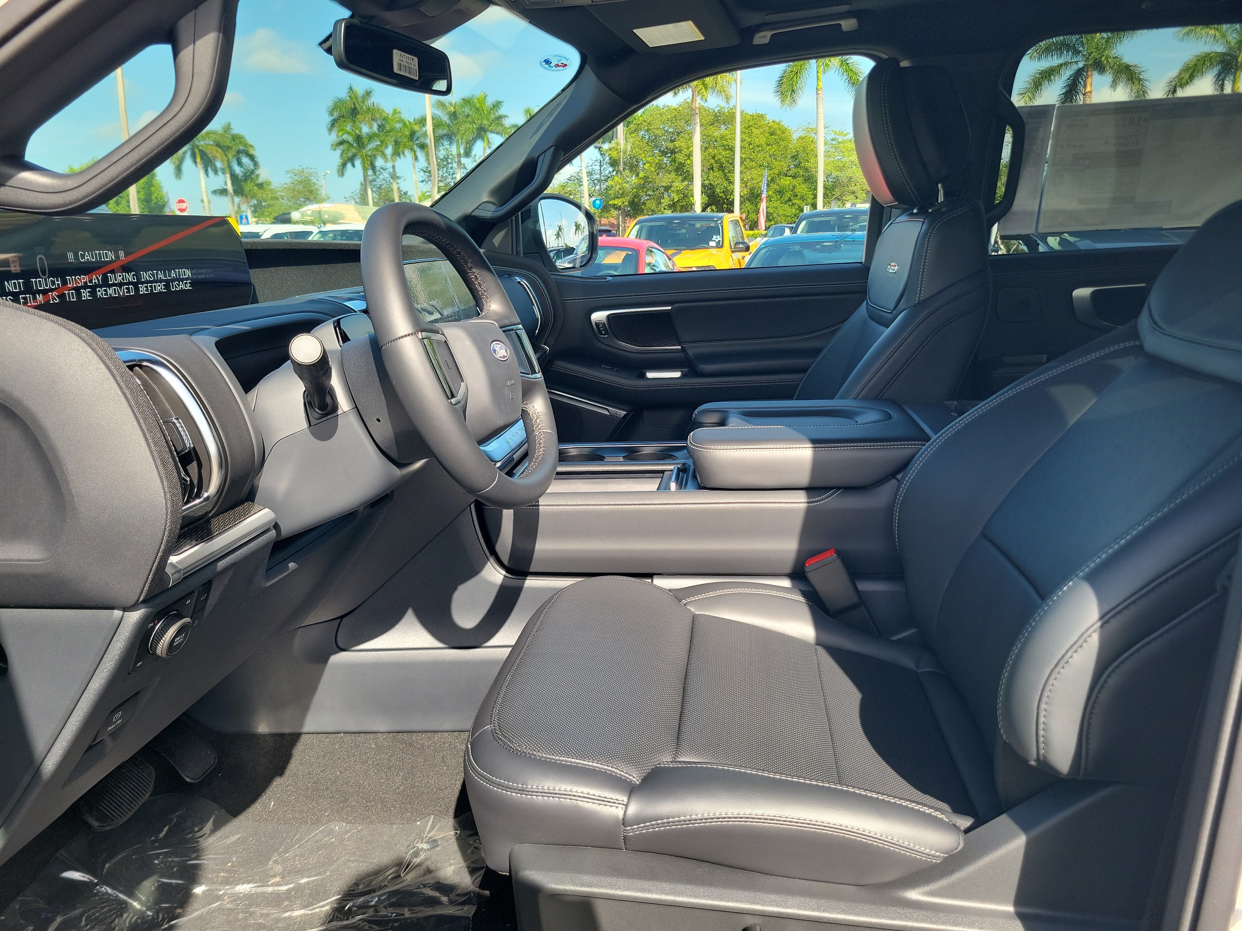 New 2027 Ford Expedition Platinum w/ Stealth Appearance Package AWD/4WD image 14