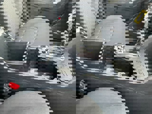 Used 2025 Kia Sportage LX image 12