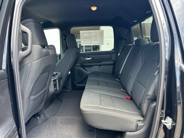 New 2026 RAM 1500 Express AWD/4WD image 29