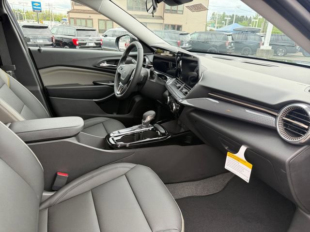New 2026 Chevrolet Trax ACTIV FWD image 37