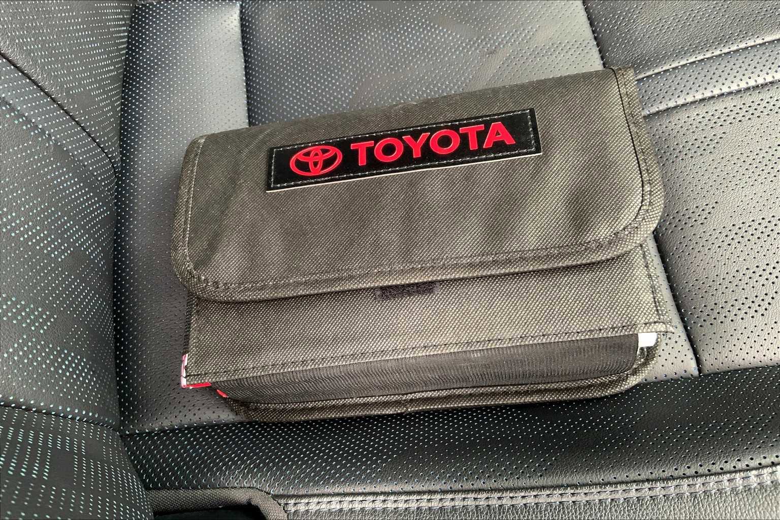 Used 2025 Toyota Camry XSE image 14