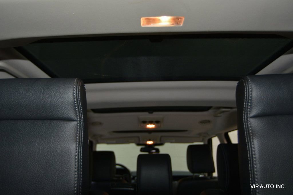 Used 2016 Land Rover LR4 HSE image 28