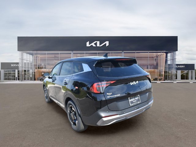 New 2026 Kia Sportage EX FWD image 6