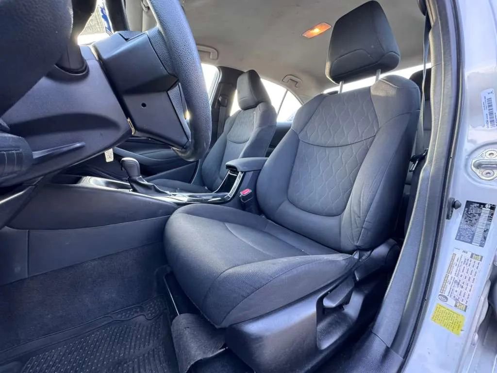 Used 2022 Toyota Corolla LE FWD image 13
