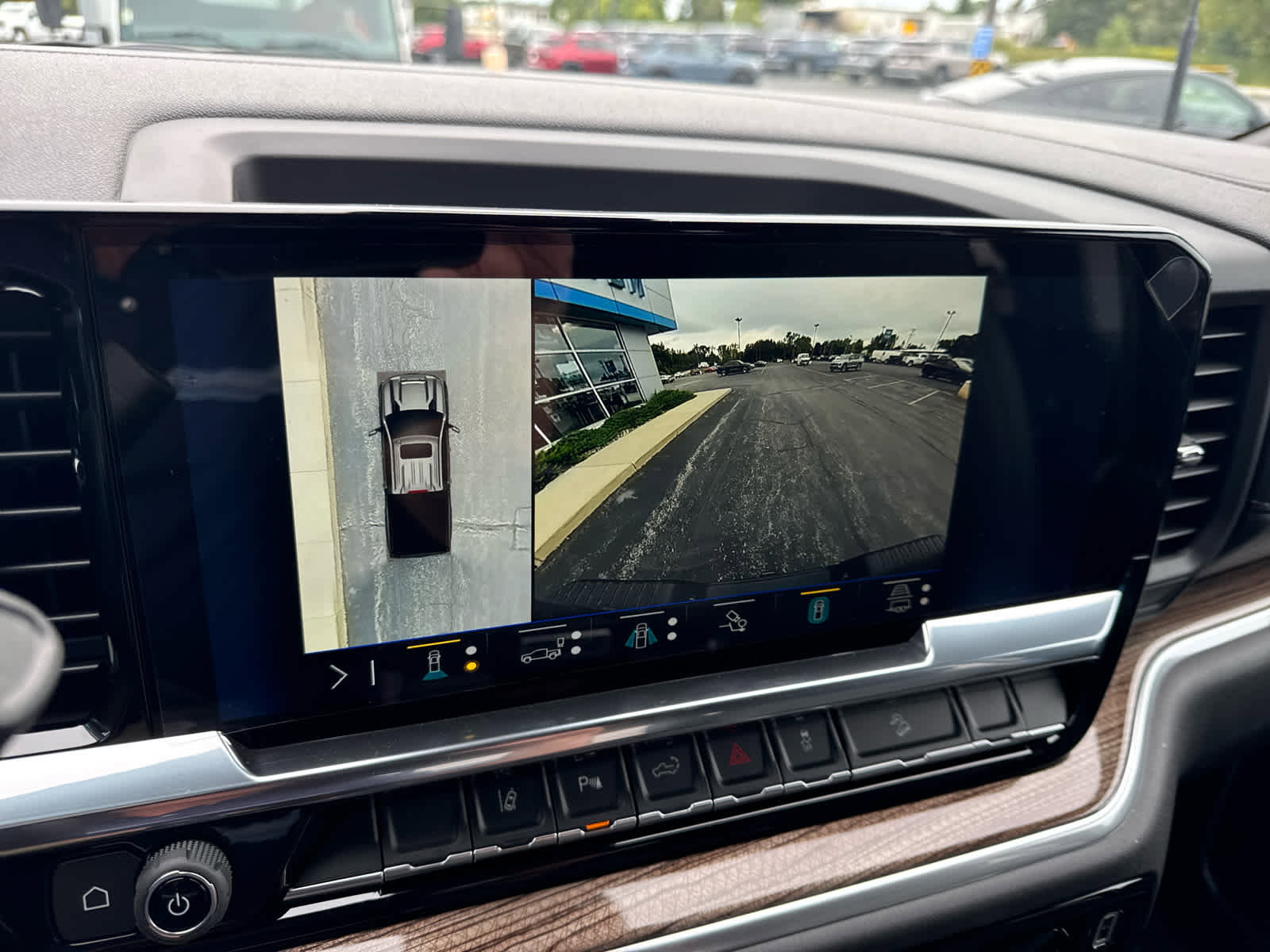 New 2025 Chevrolet Silverado 2500 LT w/ Trail Boss Package image 24