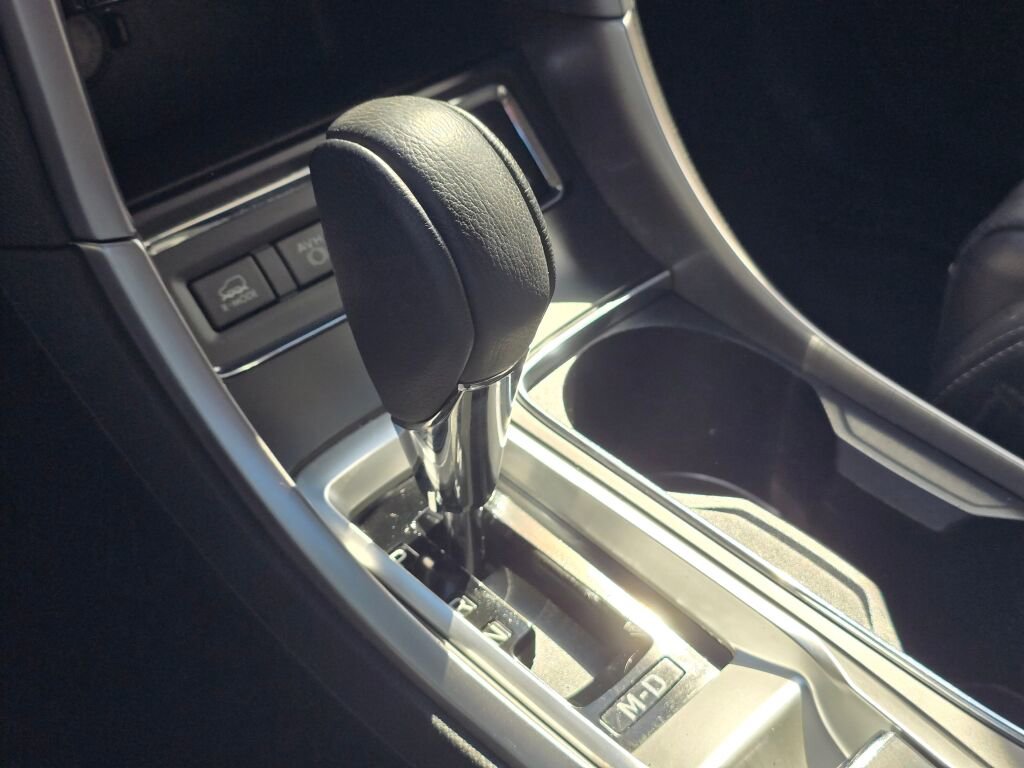 Used 2019 Subaru Ascent Limited w/ Popular Package #2A image 28