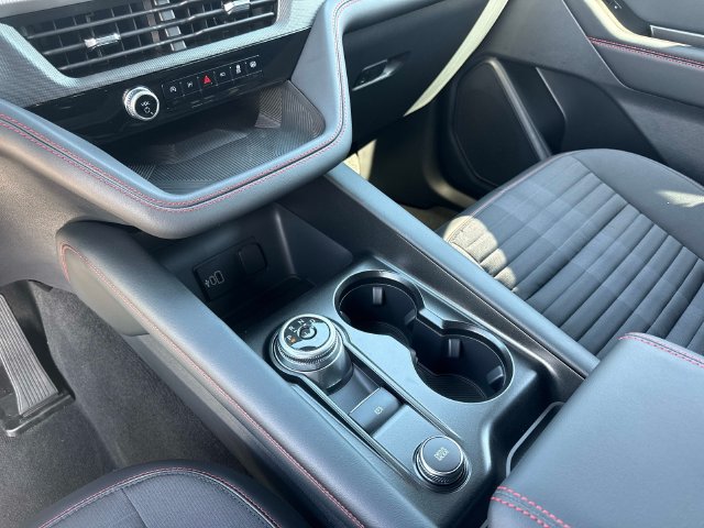 New 2027 Ford Explorer ST-Line w/ ST-Line Street Pack RWD image 27