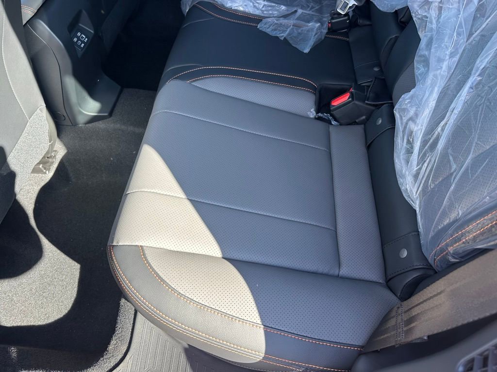 New 2026 Subaru Crosstrek 2.5i Limited w/ Crosstrek Mirror Package AWD/4WD image 8