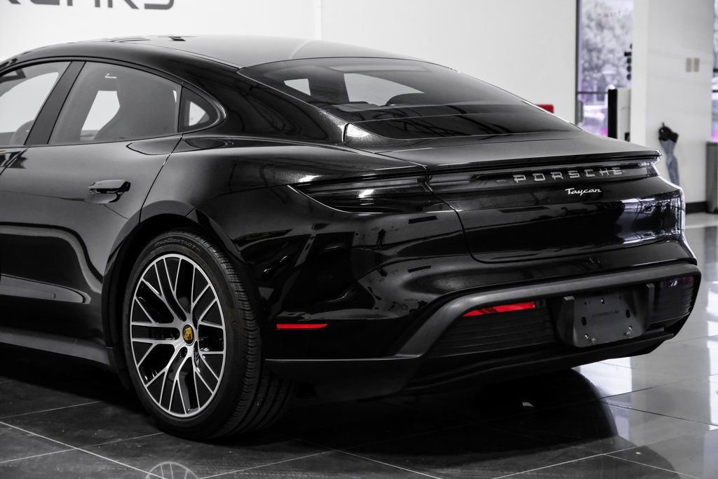 Used 2023 Porsche Taycan w/ Premium Package image 20