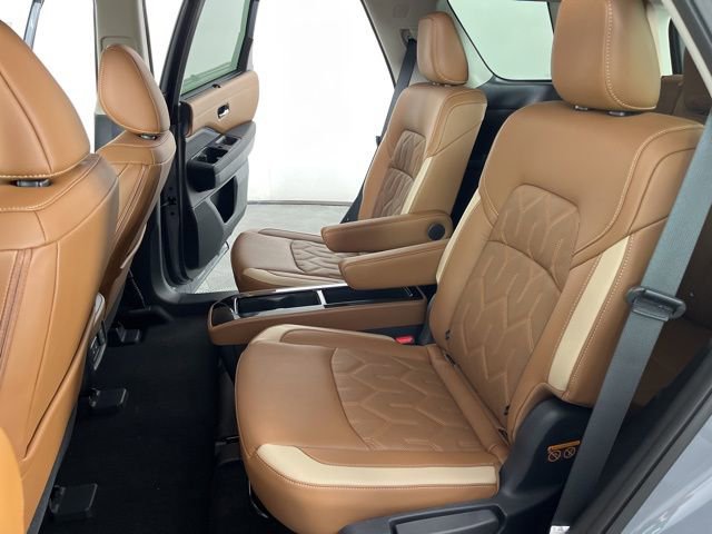 New 2026 Nissan Pathfinder Platinum image 43