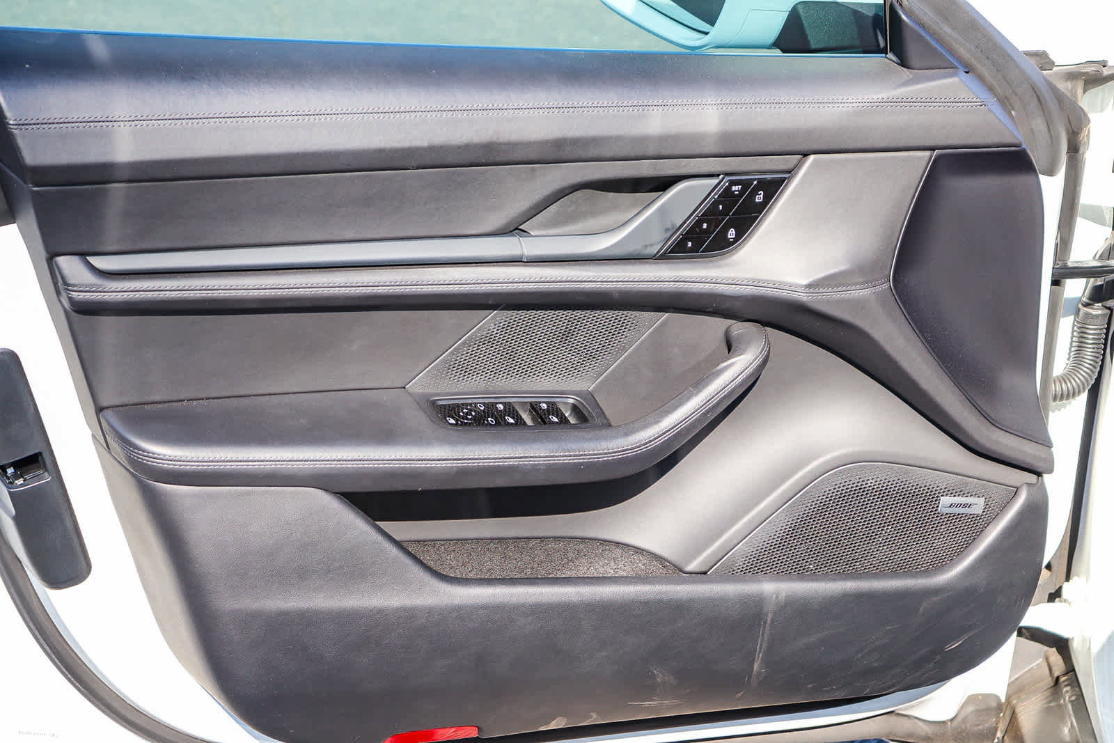 Used 2021 Porsche Taycan Turbo image 22