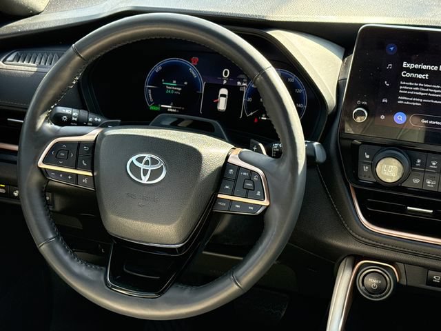 Used 2025 Toyota Grand Highlander AWD Hybrid image 14