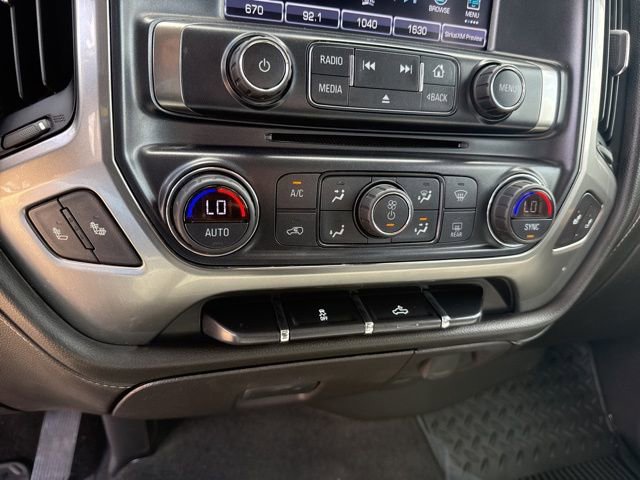 Used 2018 Chevrolet Silverado 1500 LTZ AWD/4WD image 31