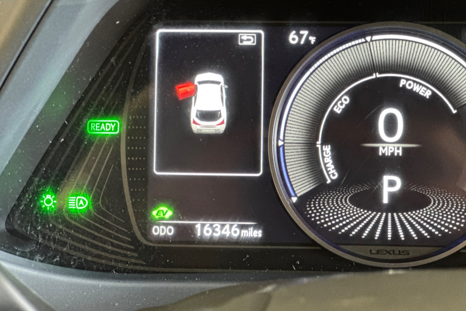 Certified 2024 Lexus UX 250h FWD image 23