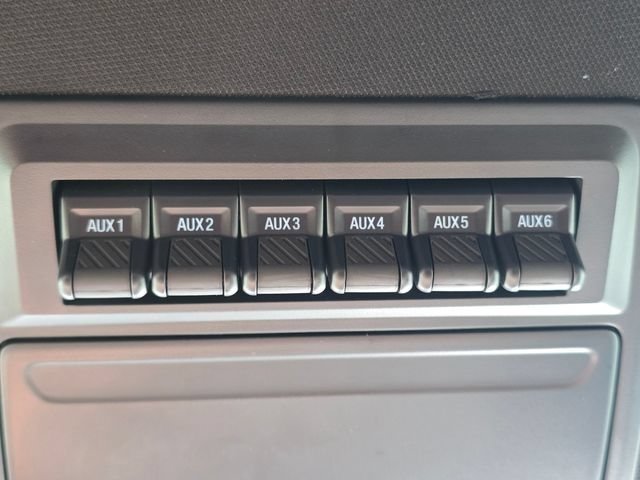 Used 2025 Ford Ranger Raptor AWD/4WD image 14