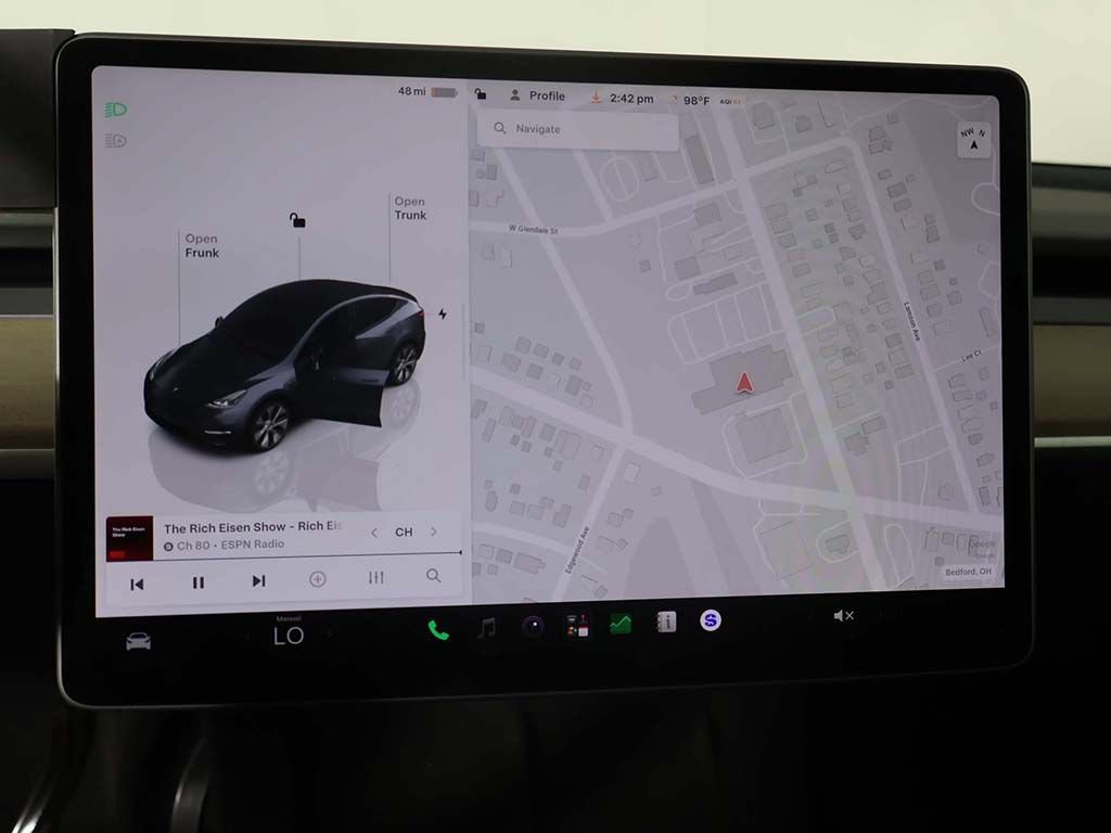Used 2023 Tesla Model Y Long Range AWD/4WD image 42