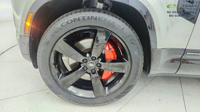 Used 2025 Land Rover Defender 110 X image 64