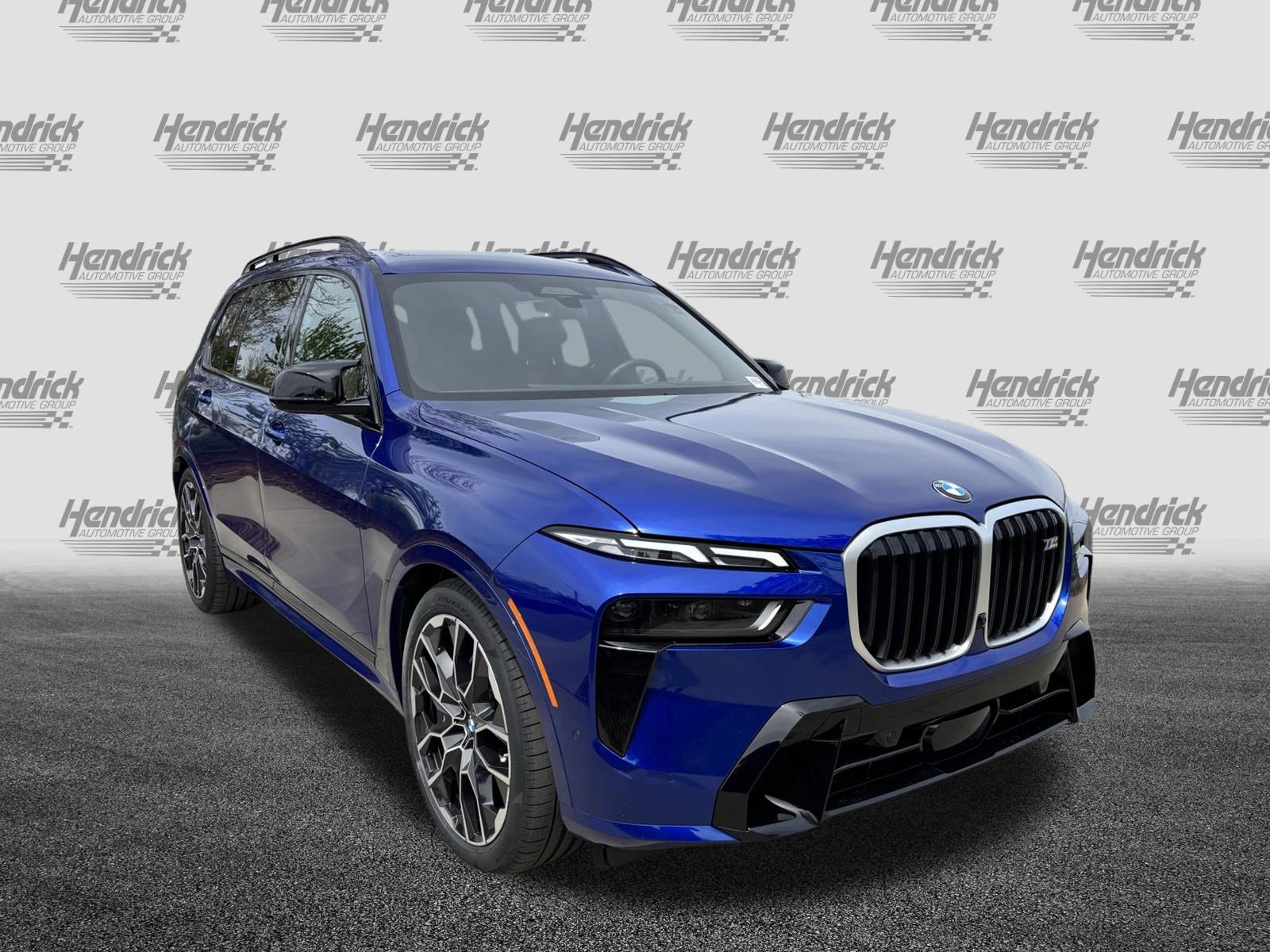 Certified 2026 BMW X7 M60i AWD/4WD image 2