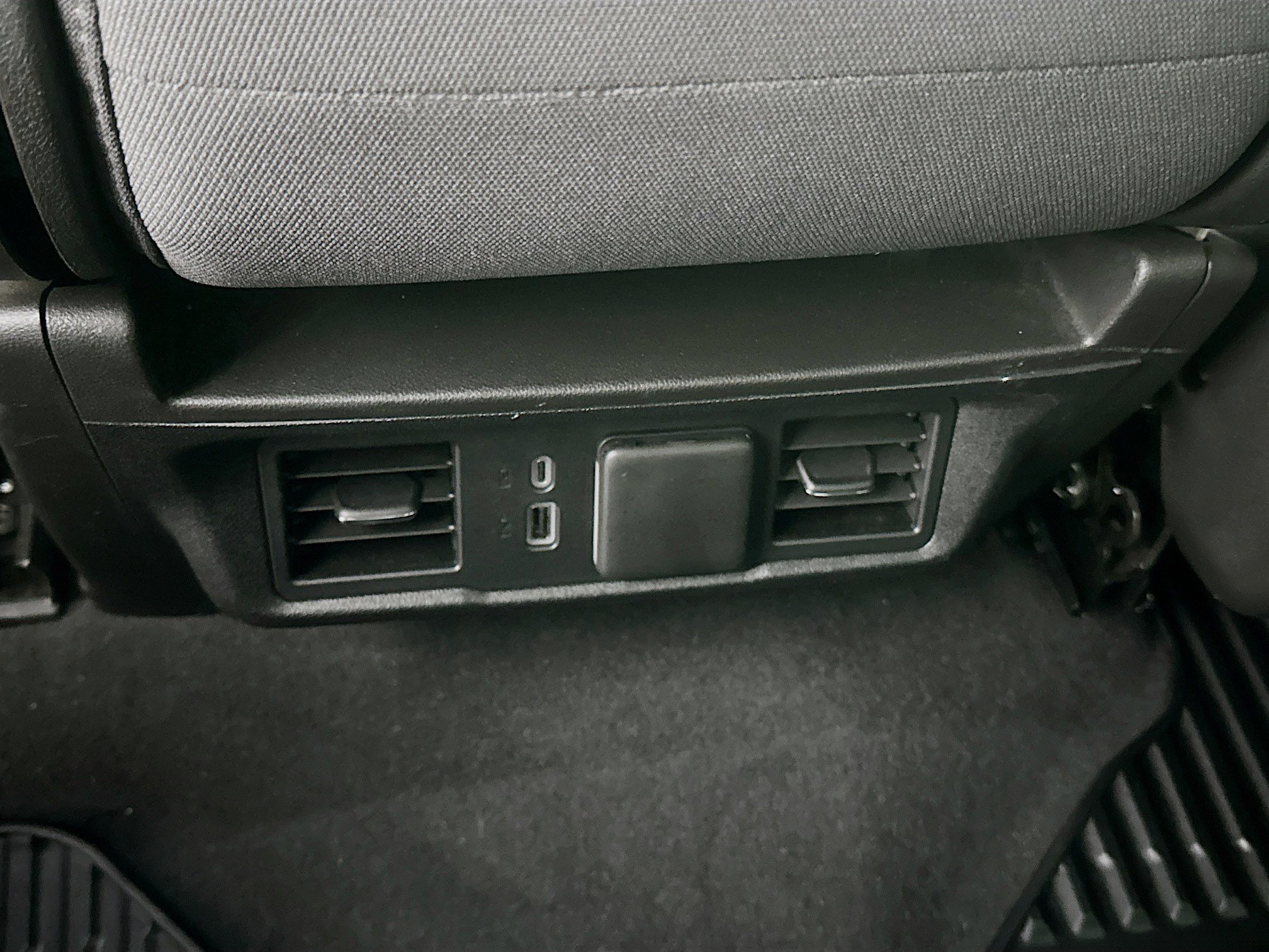 Used 2024 GMC Sierra 1500 Elevation image 25