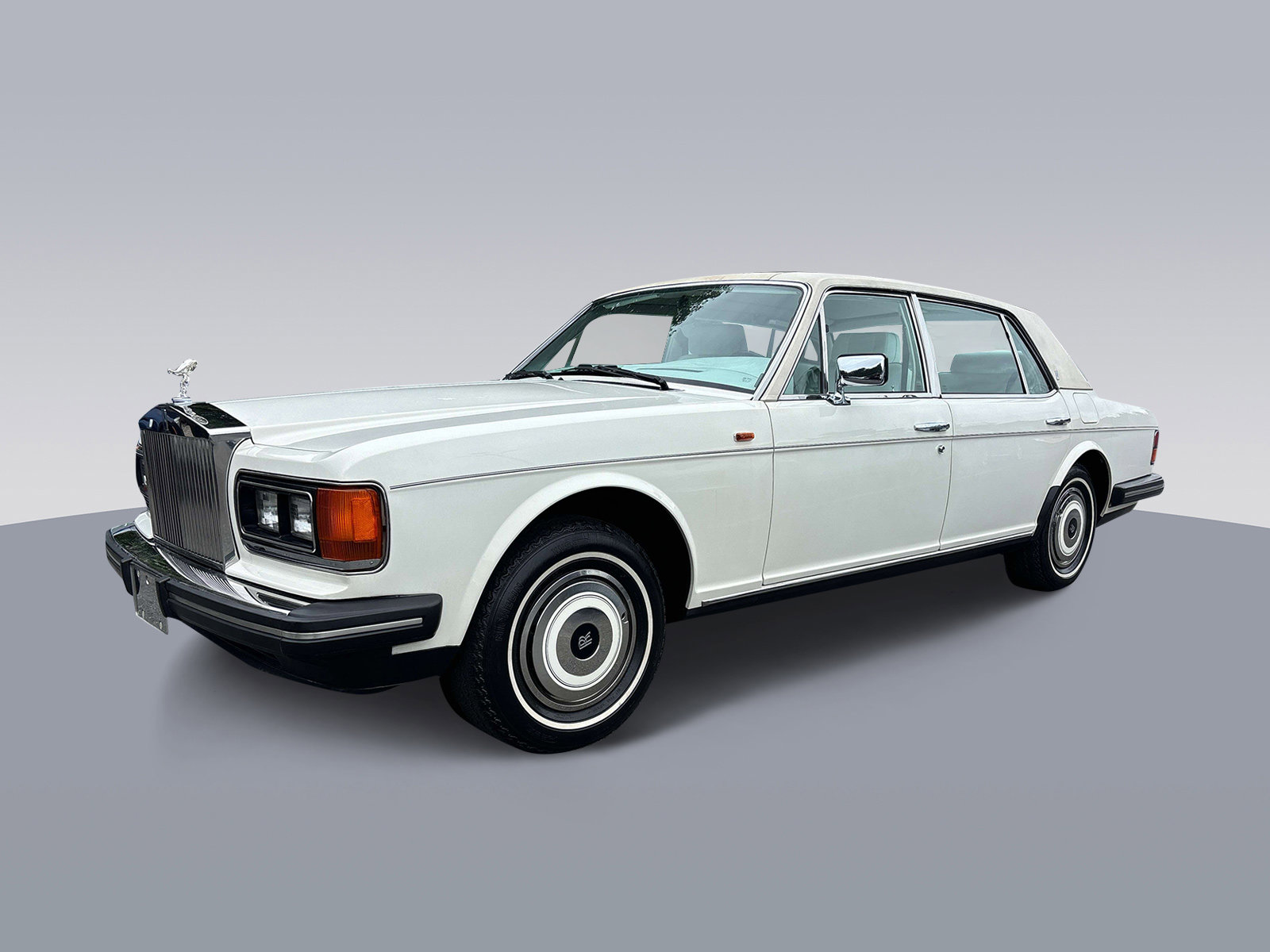 Used 1987 Rolls-Royce Silver Spur image 3