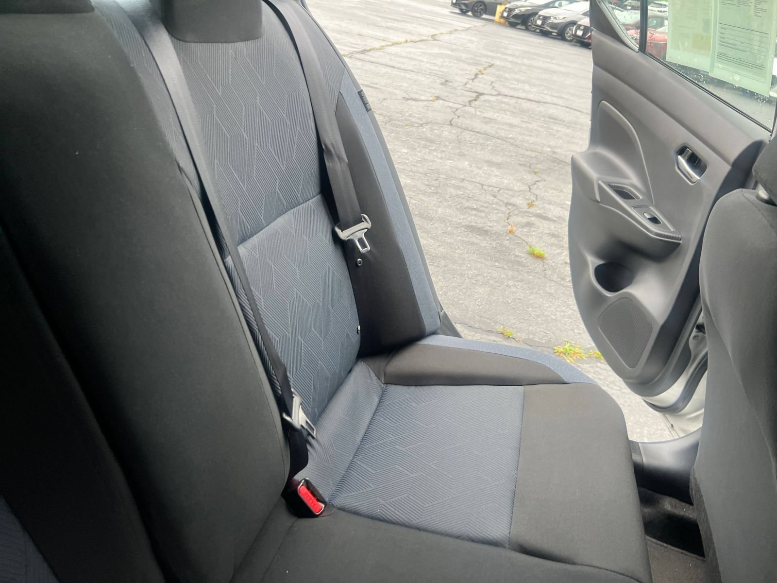 Used 2025 Nissan Versa SV FWD image 32