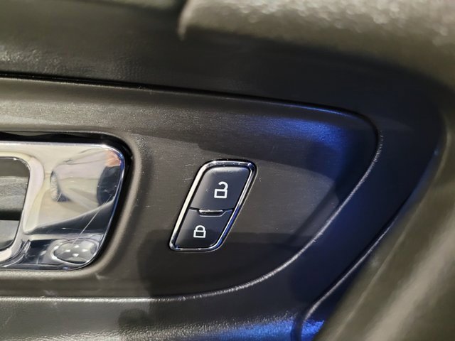 Used 2019 Ford Taurus Limited image 43