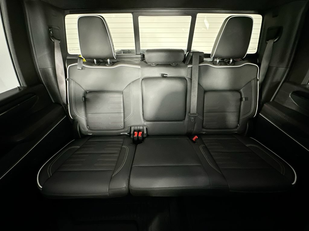Used 2024 GMC Sierra 2500 AT4X AWD/4WD image 13
