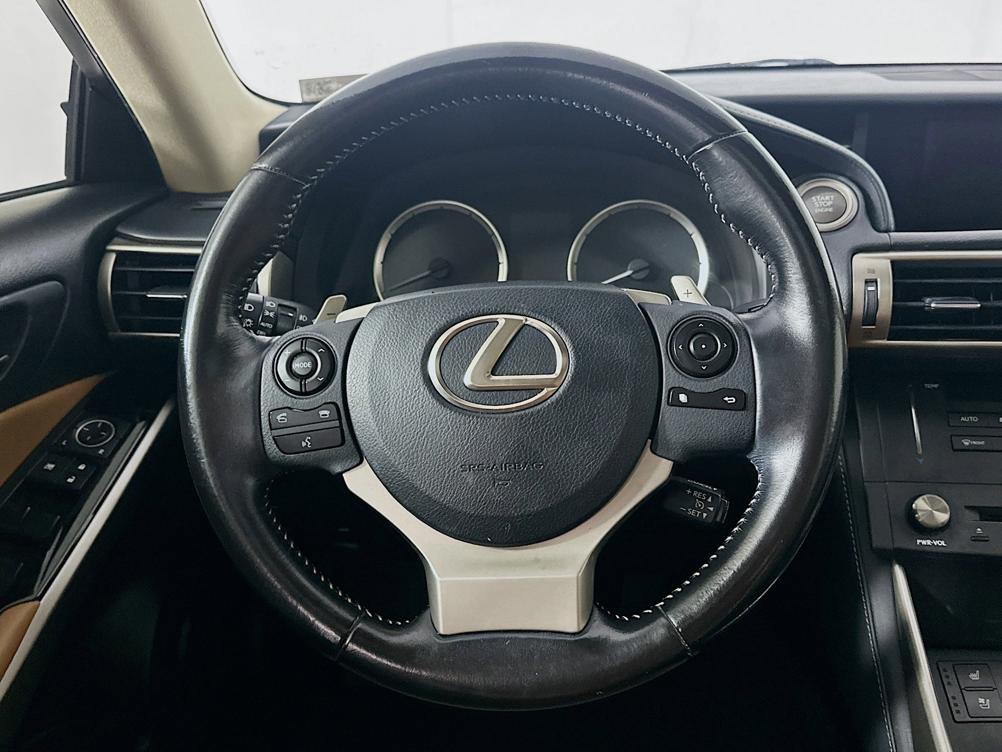 Used 2016 Lexus IS 200t w/ Navigation System Package image 18