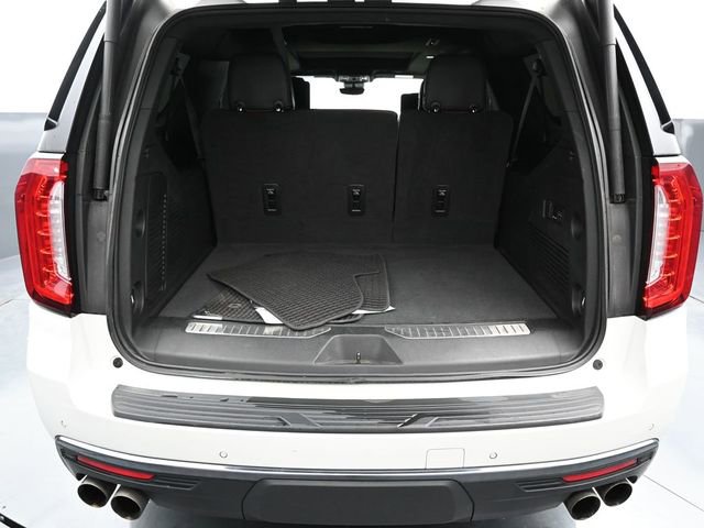Used 2023 GMC Yukon XL Denali Ultimate image 11