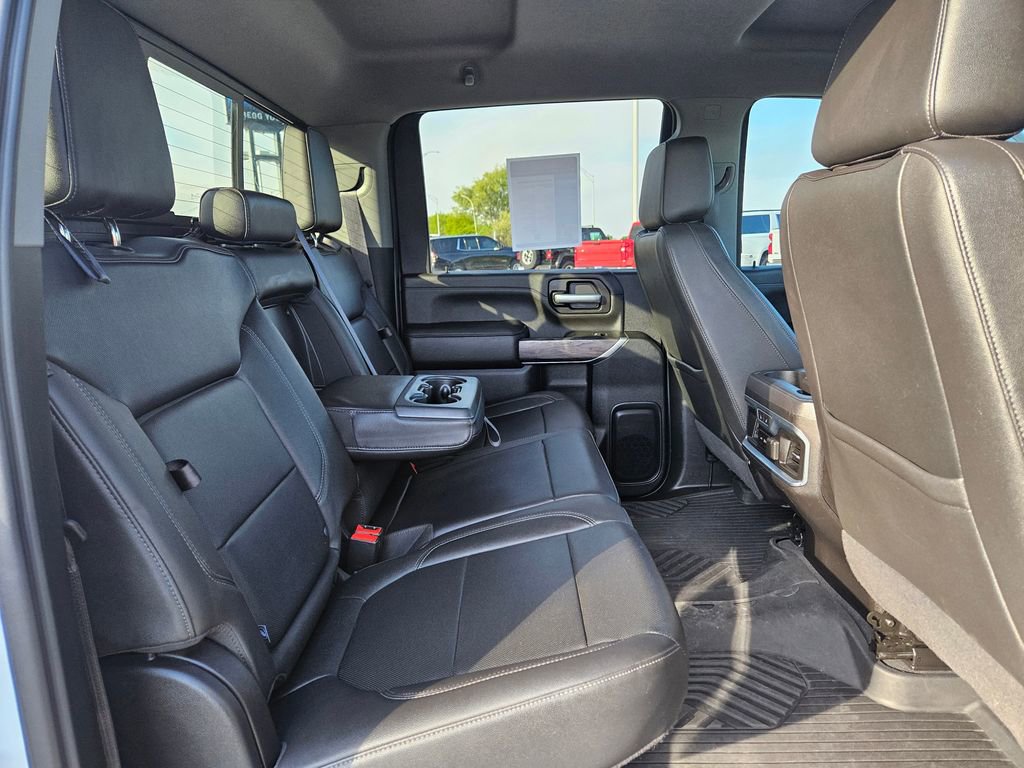 Used 2021 Chevrolet Silverado 2500 LTZ w/ LTZ Premium Package AWD/4WD image 31